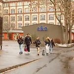 A&o Friedrichshain Hotel 2*