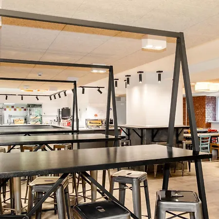 A&o Friedrichshain 2*