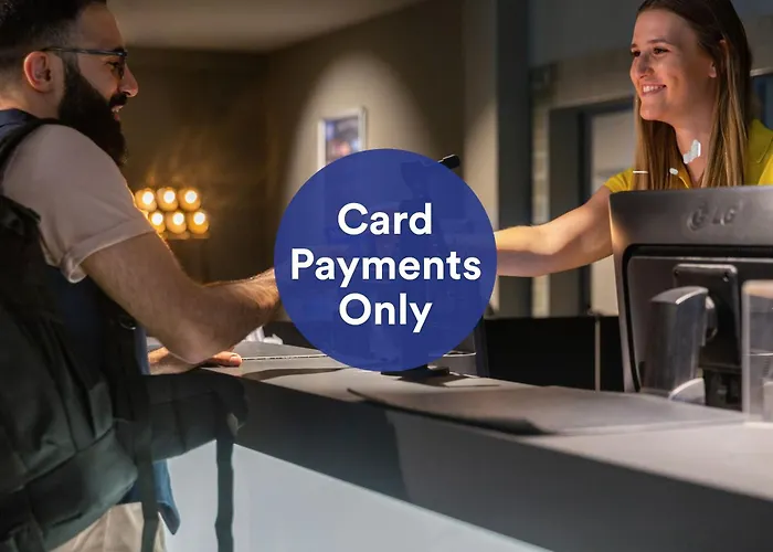 A&o Friedrichshain Hotel 2*