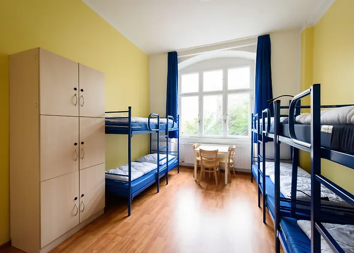 A&o Friedrichshain 2*