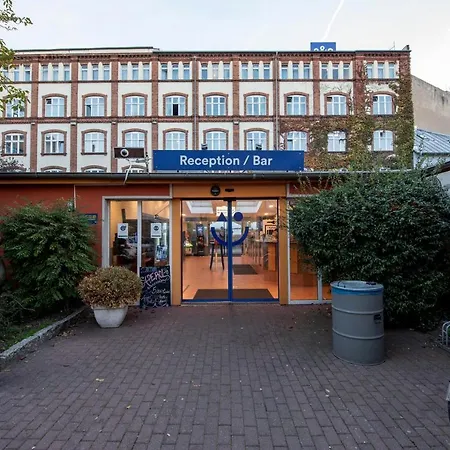 A＆oa&o经济型连锁酒店柏林弗里德里希斯海因店 旅馆 柏林