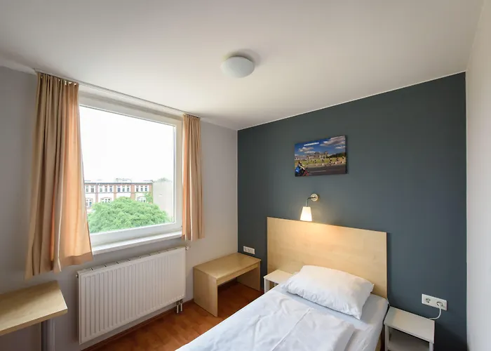 A&o Friedrichshain 2*