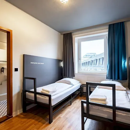 A&o Friedrichshain 2*