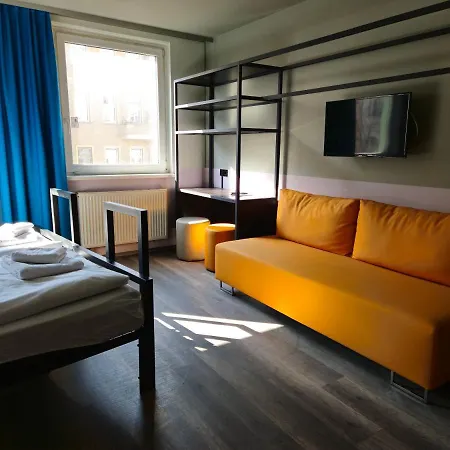A&o Friedrichshain Hotel 2*