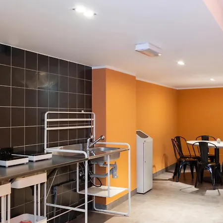 A&o Friedrichshain 2*