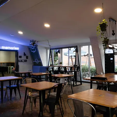 A&o Friedrichshain Hotel 2*