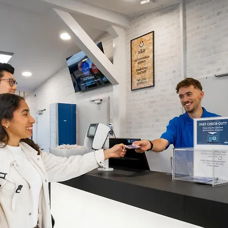 Hotel A&o Friedrichshain 2*