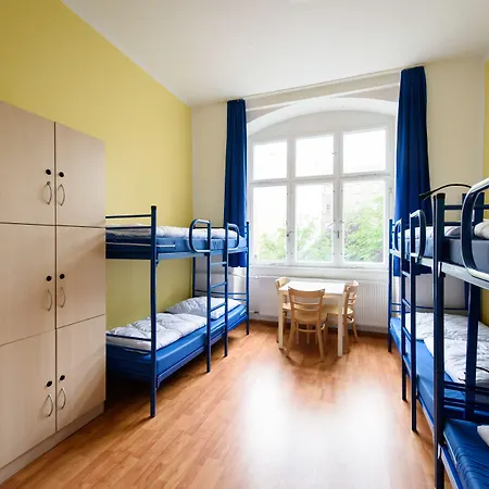 A&o Friedrichshain 2*