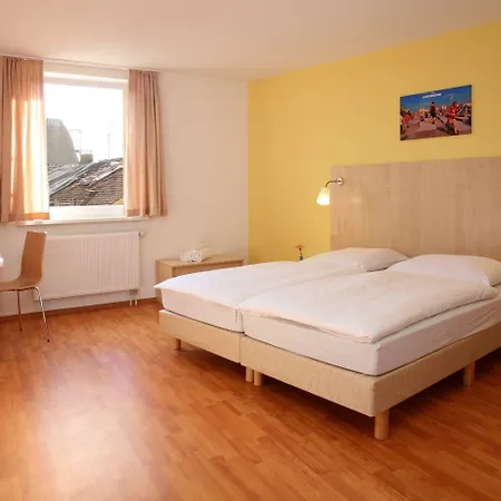 Hotel A&o Friedrichshain 2*