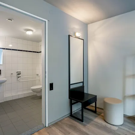 A&o Friedrichshain 2*