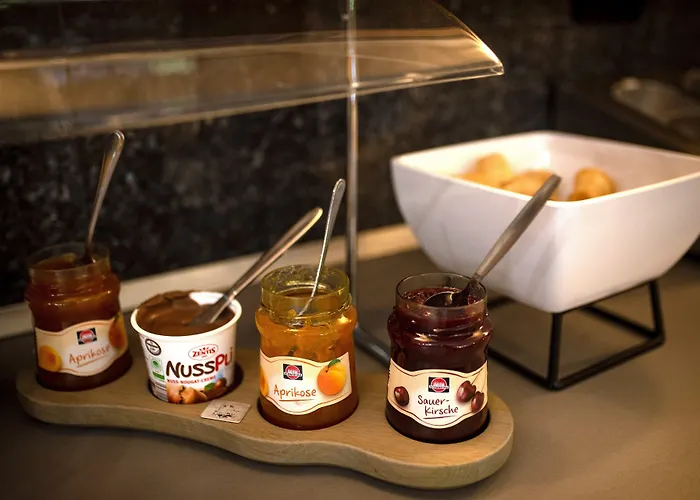 A&o Friedrichshain 2*